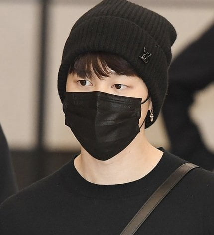 방탄소년단 지민 다정스윗 귀국 인사로 아미 사르르 녹여 '다녀왔습니다ㅎ!'
