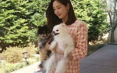 '골퍼♥' 성유리, 쌍둥이 딸 '모던+러블리' 백일잔치상…금반지도 2개 [TEN★]