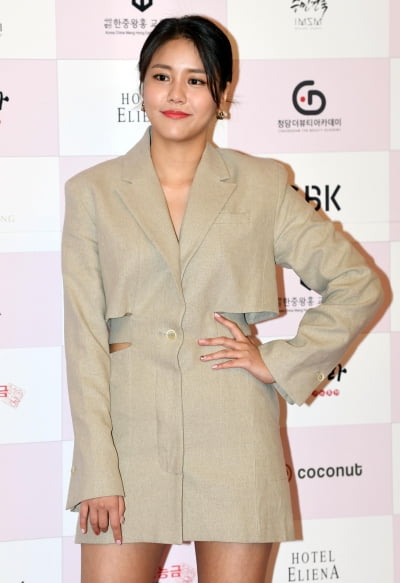 [TEN 포토] AOA 혜정 '섹시한 옆트임'