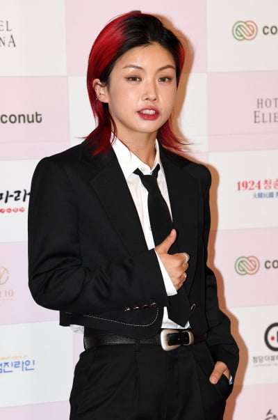 [TEN 포토] 아이키 '대세 댄서의 엄지척'