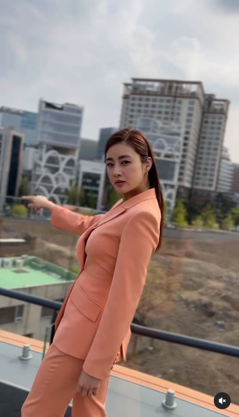 강소라, 출산후 자신감 넘치는 몸매...감출 수 없는 글래머[TEN★]