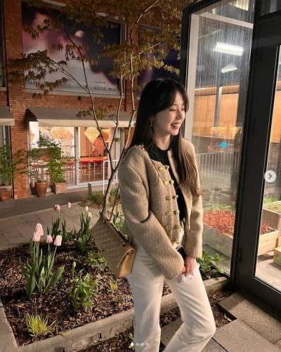 안소희, 미모가 반칙이야...행복한 미소[TEN★]