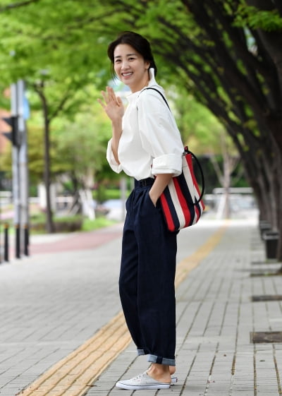[TEN 포토] 박하선 '미모에 봄이 왔네'