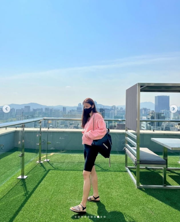 '사업가♥' 이시영, 머리부터 발끝까지 명품 C사...오늘도 이쁨[TEN★]
