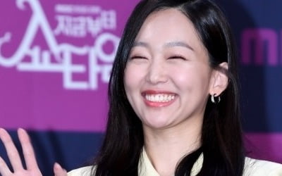 [TEN 포토] 진기주 '이런 매력이 본적없는 과즙美 팡팡'