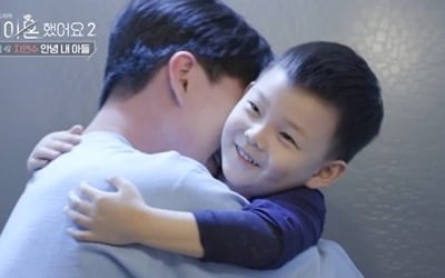 [종합] "같이 살아요 제발"…일라이, 무릎 꿇고 비는 子에 오열 "미안해" ('우이혼')