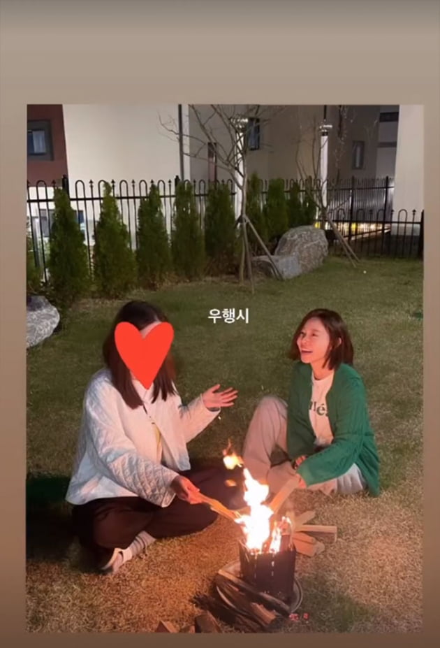 '박성광♥' 이솔이, 3층 전원주택 정원에서 불멍…캠핑장 갈 필요도 없네 "우행시"[TEN★]
