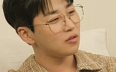 딘딘 "누나한테 맞고 자라, 노래 틀어 놓고 때렸다" ('호적메이트)