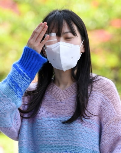 [TEN 포토] 천우희 '눈이 아파요...'