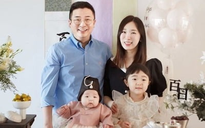 '세무사♥' 이지혜, 둘째 딸 백일상 셀프로 차린 실력 "차분하고 고급져" 자찬 [TEN★]