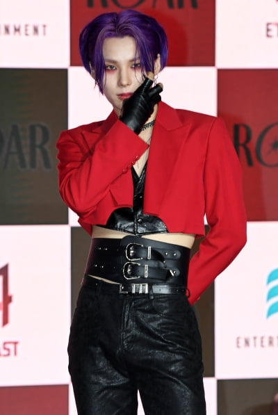 [TEN 포토] 엘라스트 원혁 '남다른 카리스마'