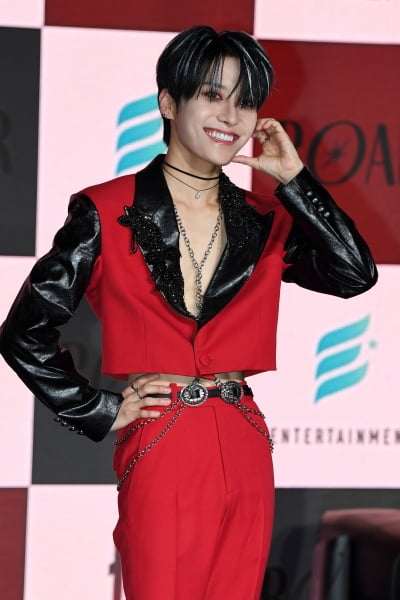 [TEN 포토] 엘라스트 최인 '한줌 허리'