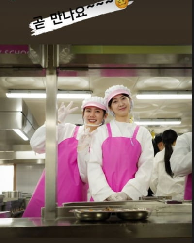 '애셋맘' 이요원, 당기고 당겨도 무결점...20대 기죽이는 동안 미모[TEN★]