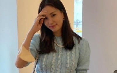 '51세 애둘맘' 고소영, 그릇 보는 눈 예사롭지 않네…한남동 갤러리 투어 중 [TEN★]