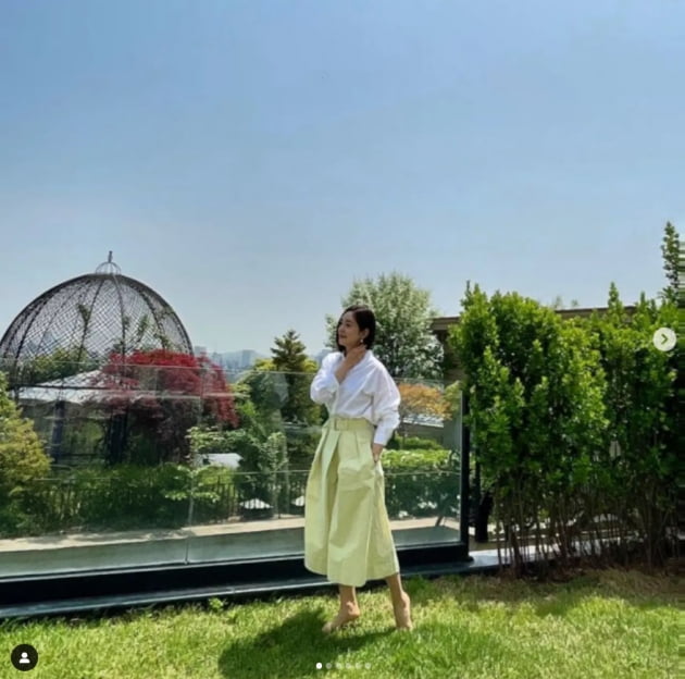 '쌍둥이맘' 성유리, 리즈시절 그대로...지인들과 힐링 타임[TEN★]