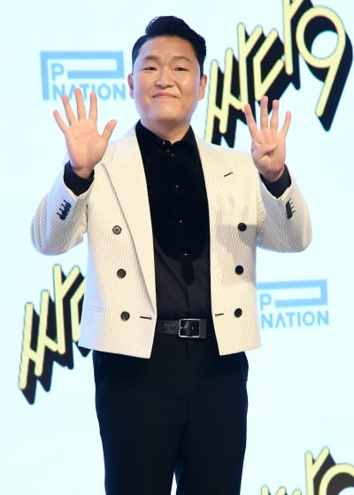 [TEN 포토] 싸이 '정규9집으로 인사드려요'