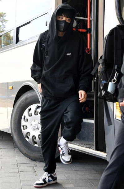 [TEN 포토] 엑소 찬열 '시크한 올블랙'