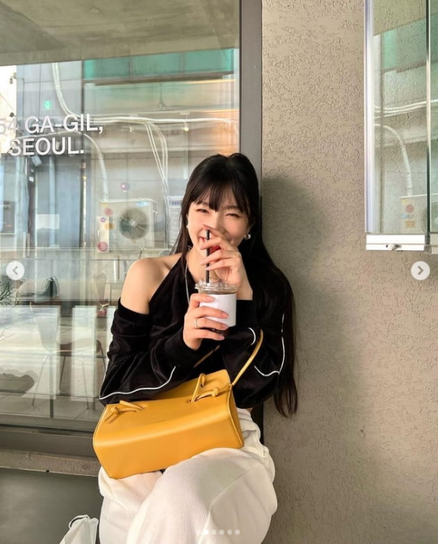 레드벨벳 조이, 골반 살짝 은근히 섹시하네...여신급 미모[TEN★]