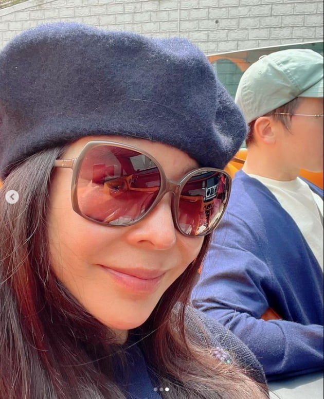 이혜영, 스포츠카 타고 남편과 행복한 데이트...상쾌한 바람[TEN★]