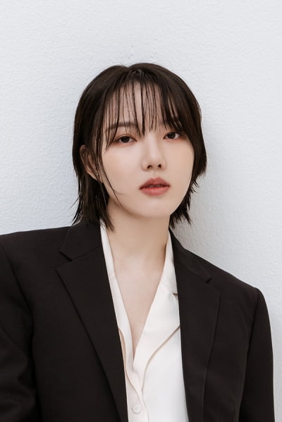 [공식] 여자친구 출신 예린, 7년 만에 솔로 데뷔 "5월 18일 'ARIA' 발매"