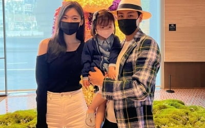 윤남기♥이다은, 제주 5성급호텔서 장소협찬 받아 여행 떠난 셀럽 가족…로비 인증샷[TEN★]