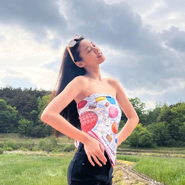 설현 /사진=설현 인스타그램