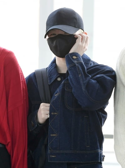 [TEN 포토] 세븐틴 우지 '애교 눈웃음'