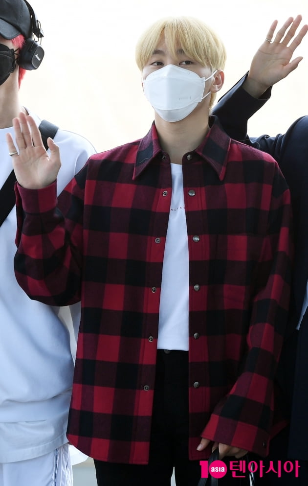 [TEN 포토] 세븐틴 승관 '골드헤어도 찰떡'
