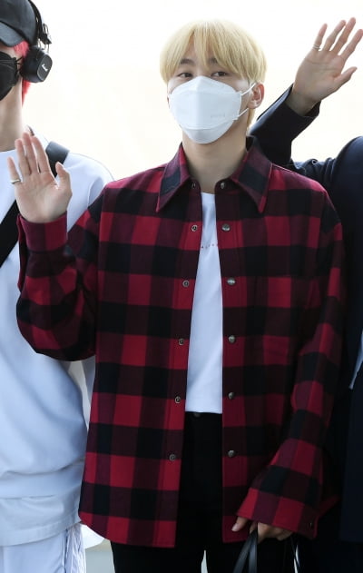 [TEN 포토] 세븐틴 승관 '골드헤어도 찰떡'