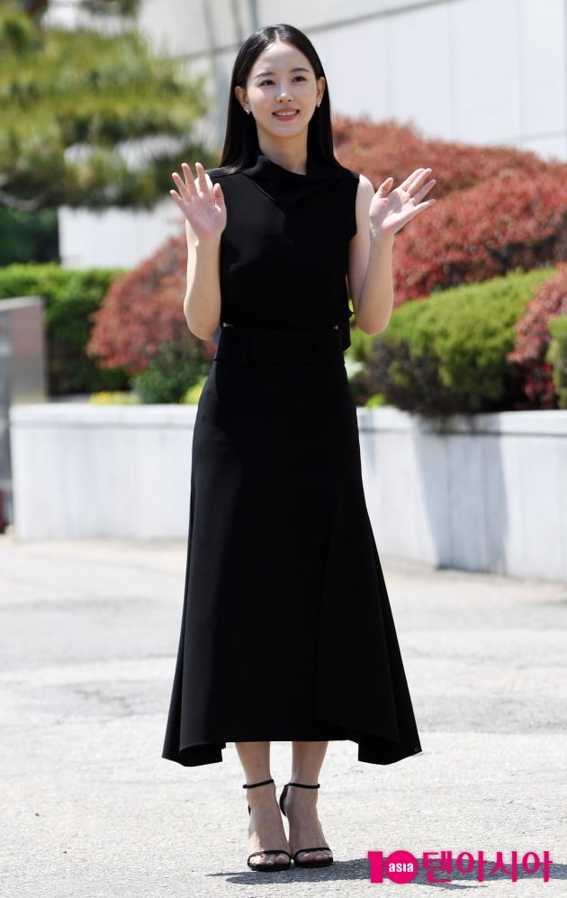 [TEN 포토] 강한나 '오랜만에 인사드려요'
