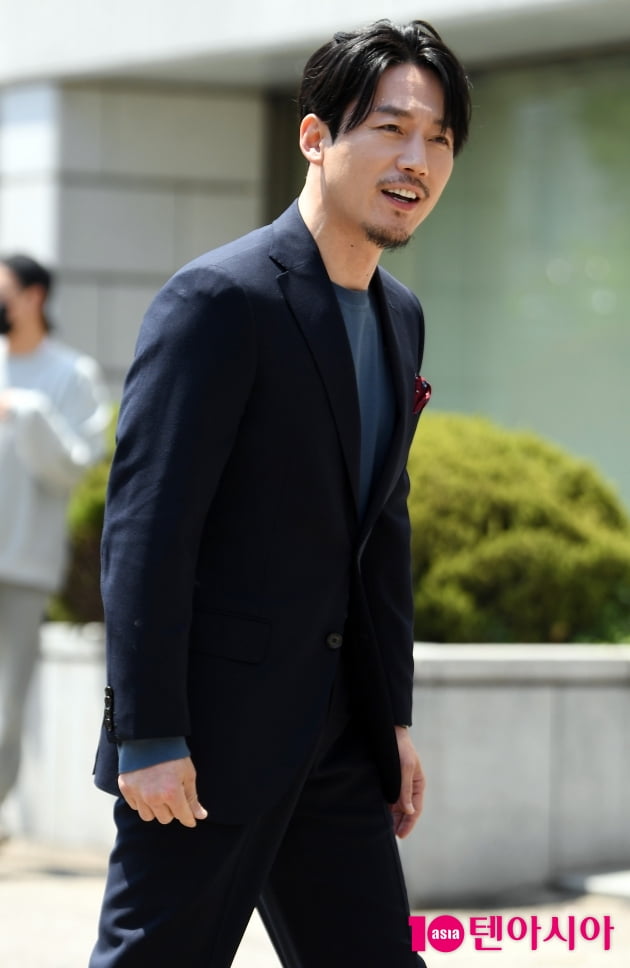 [TEN 포토] 장혁 '카리스마 넘치는 미소'