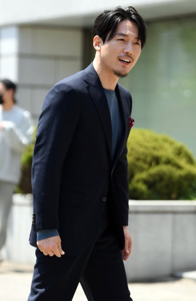 [TEN 포토] 장혁 '카리스마 넘치는 미소'