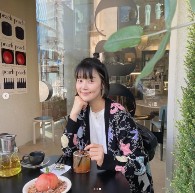 '검사♥' 한지혜, 출산 10개월에 커피한잔의 여유...애엄마 아닌듯[TEN★]