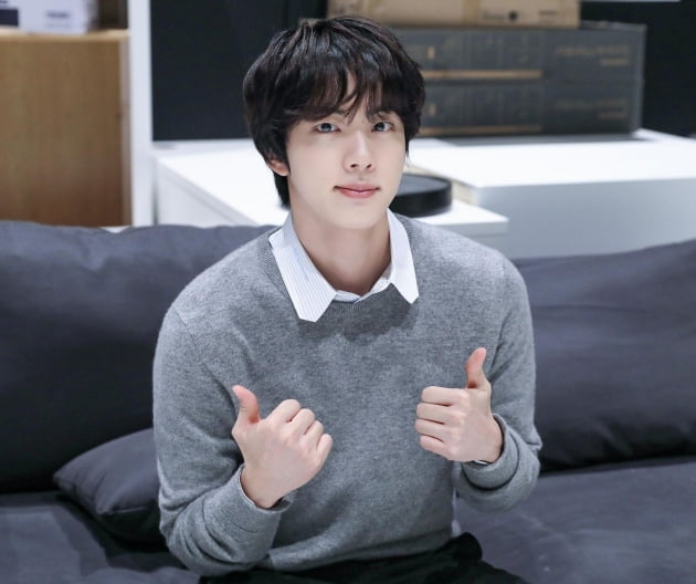 방탄소년단 진, '4월 BEST 기부돌' 베스트아이돌 선정