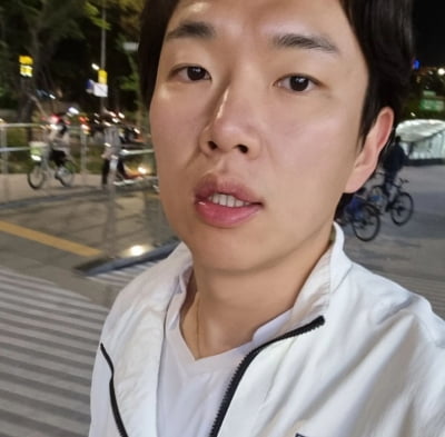 장성규, 당당한 노마스크...네티즌 "마스크는 벗어도 안경은 써주세요"[TEN★]