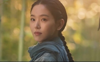 "美친 비주얼"…강한나 표 사극 통했다 ('붉은단심')