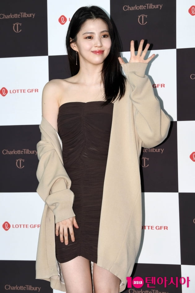 [TEN 포토] 한소희 '청순 벗고 도발적 섹시미'