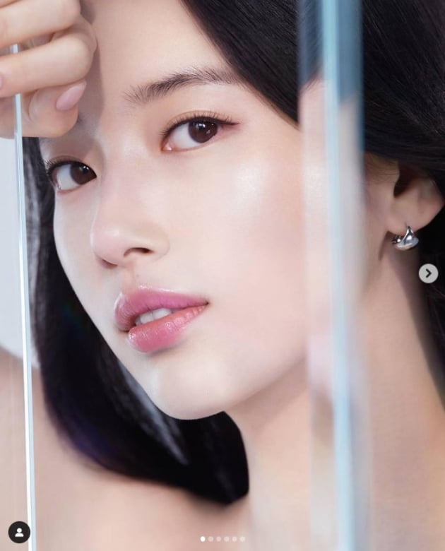 수지, 이래서 수지 수지 하나봐...극강 청순미모[TEN★]