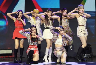 [TEN 포토] 클라씨 '우리팀의 강점 보컬'