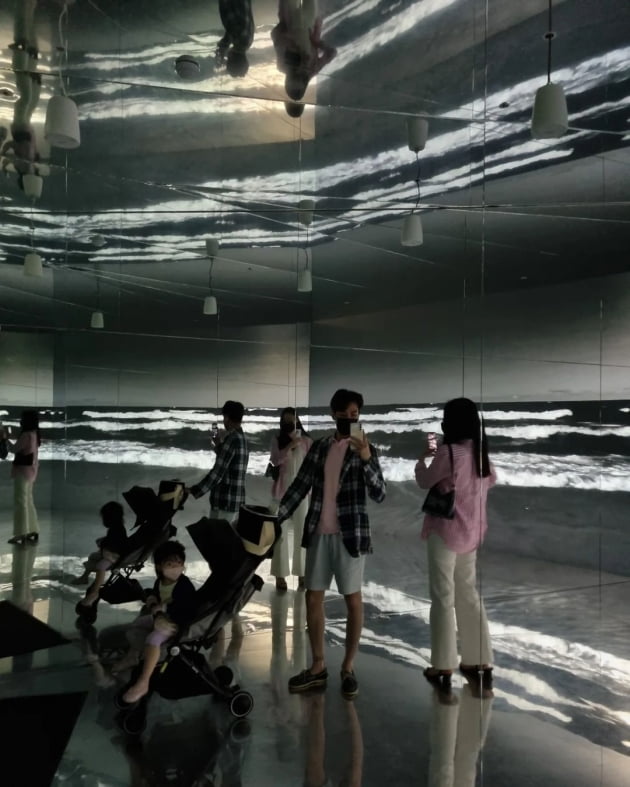 '이다은♥' 윤남기, '첫 장인어른' 덕에 호강 "생일 선물 재킷2 개시 히히" [TEN★]