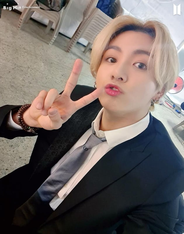 방탄소년단 정국 인스타 '일간' 팔로워 증가수 1위→전세계 인플루언서 12위