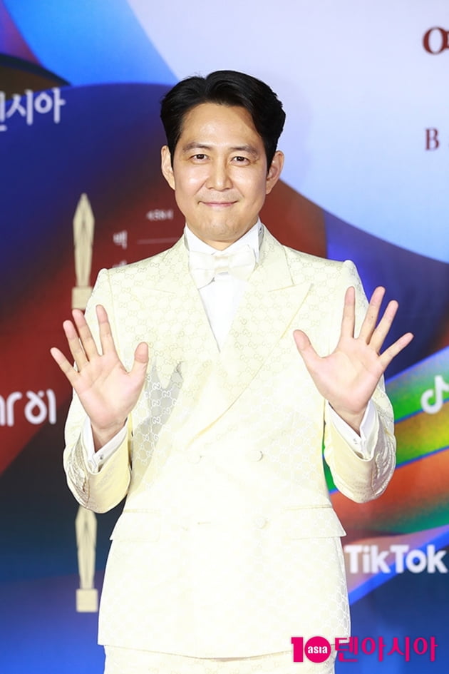 [TEN 포토] 이정재 '월클배우의 여유'