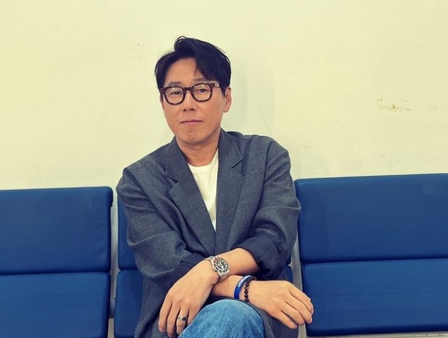 윤종신, 故 강수연 추모 "오랜 시간 감사…편히 잠드셔요"[TEN★]