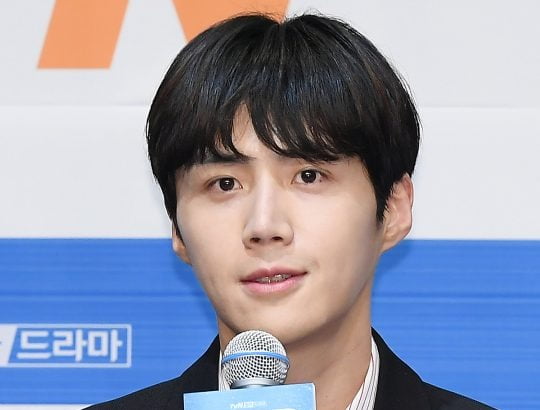 '사생활 논란' 김선호, 7개월만 SNS 컴백 "부족함으로 힘든 시간 보내게 해 미안"[TEN★]