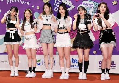 [TEN 포토] 스테이씨 '상큼 발랄하게..'