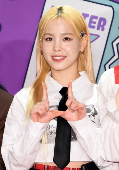 [TEN 포토] 니쥬 마코 '해맑은 미소'