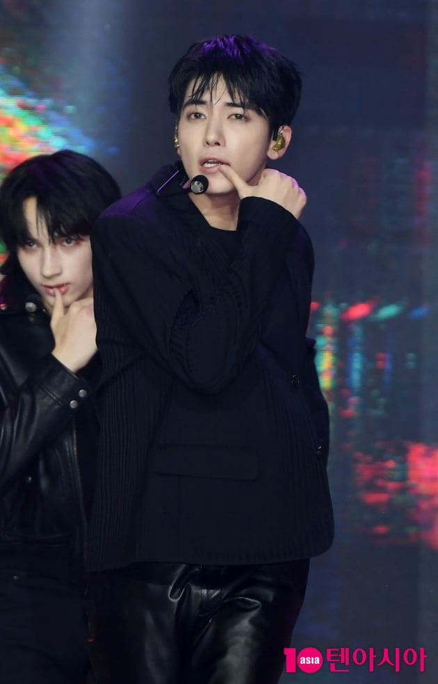 [TEN포토] TXT 태현 '돋보이는 이목구비'