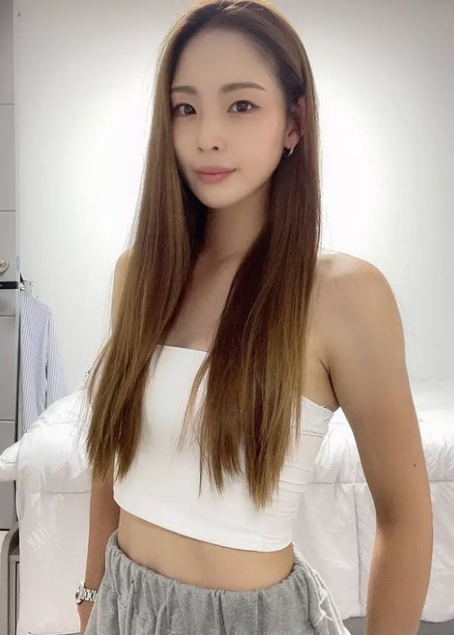 "왜 이렇게 근육이 두꺼워졌지?"…'7kg 감량' 신수지, 몸매 셀프 디스 [TEN★]
