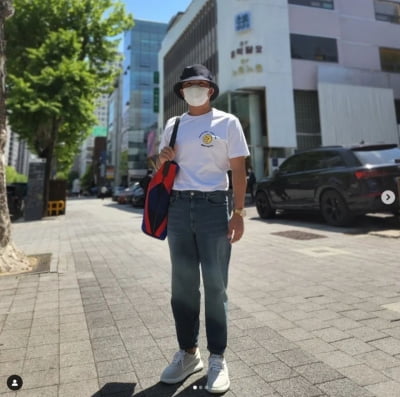 '30kg 감량' 조세호, 자신감 넘치는 핏...유병재 "팔뒤꿈치 정보좀요!!"[TEN★]