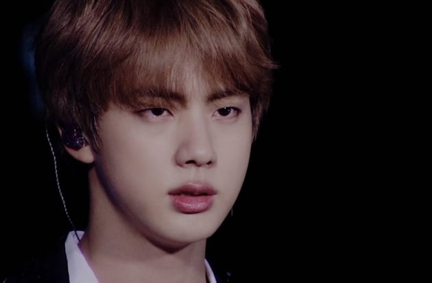 방탄소년단 진, ‘Epiphany’ (에피파니) 스포티파이 1억 8900만 달성